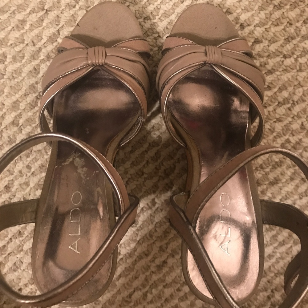 Aldo wedges